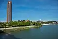 Torre Sevilla. Vista desde el puente del Cachorro.