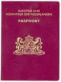 Cubierta de pasaporte neerlandesa publicada en 2006