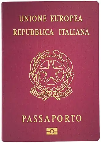 Pasaporte italiano.