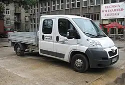 Peugeot Boxer plataforma con cabina doble pre-rediseño (2006-2014)