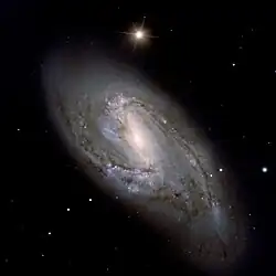 Imagen de color compuesta de la galaxia espiral M66 publicada por el Observatorio Europeo Austral.