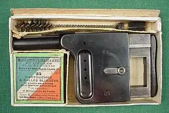 Una Le Gaulois en su caja.