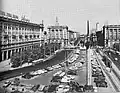 Vista de la plaza en 1975.