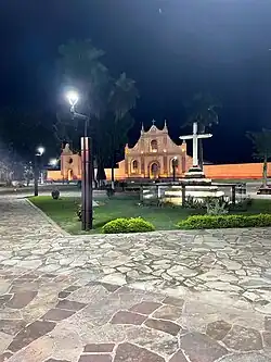 Vista de la plaza principal.