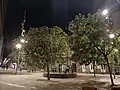 La plaza de San José de noche en 2025