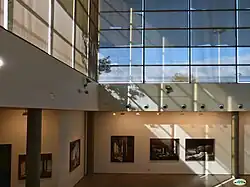 Interior de la sala de exposiciones