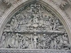 Detalle tímpano central