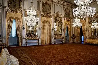 La Sala degli Specchi (Sala de Espejos).