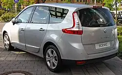 Renault Grand Scénic pre-rediseño, vista posterior (2009-2013)