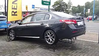 Renault Latitude reestilizado (2014)