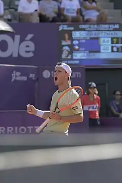 Diego Schwartzman, campeón en 2021, durante su despedida.