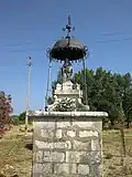 Monumento junto al río Tajo, en Santarém, en el lugar donde se encontró el cuerpo de Santa Iria.