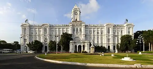 Ripon Building (1909-1913), obra de G.T.S. Harris, sede de la Chennai Corporation en Chennai