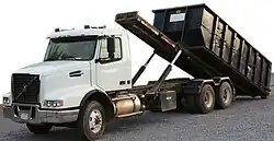 Roll-off con caja contenedor