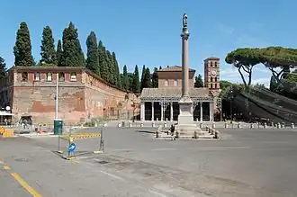Plaza de san Lorenzo Extramuros
