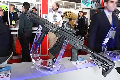 Fusil SIG SG 540 calibre 5,56mm, una de las primeras producciones bajo licencia de FAMAE