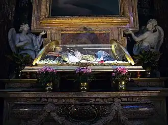 El ataúd de vidrio de san Giovanni Leonardi