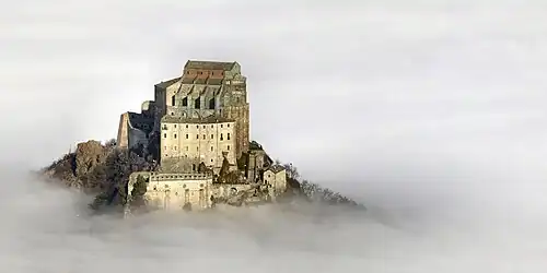 la Sacra di San Michele, en el valle de Susa, Italia