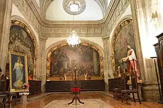 La sacristía del templo.