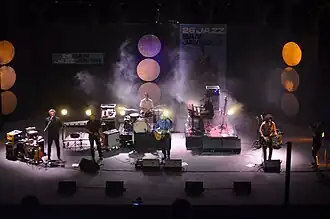 Concierto de Calexico en el XXVI Festival Internacional de Jazz de San Javier 2024 en el auditorio Parque Almansa