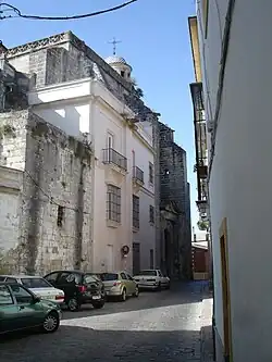 Lateral de la Iglesia San Juan de los Caballeros