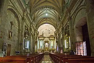 Interior del templo.