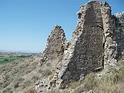 Contrafuertes de la muralla Este