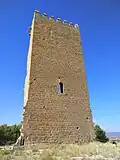 Vista frontal de la torre mayor