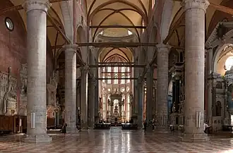 Basílica de San Juan y San Pablo en Venecia (1333-1430)