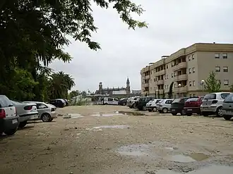 Vista de la iglesia desde los antiguos cuarteles de Tempul