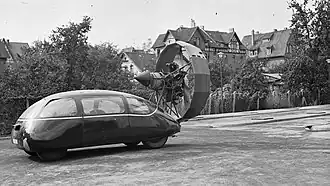 Con un motor de avión ruso (1942)