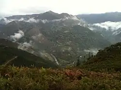 El río Sella poco después de su nacimiento.