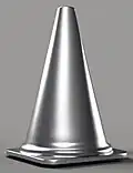 Cono de color plateado.