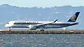 Singapore_Airlines_A350-941_(9V-SME)_taxiing_at_Christchurch_International_Airport