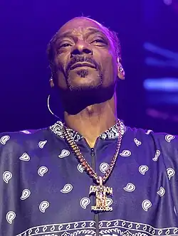 Snoop Dogg (26, 28)
