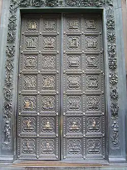 Actual puerta sur del baptisterio de Florencia, de Andrea Pisano, 1329 (inicialmente era la puerta este).