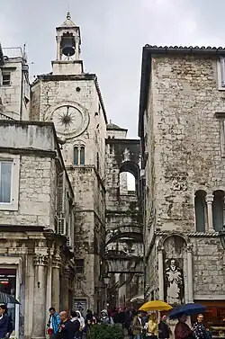 La Puerta de Hierro y sus edificios adyacentes 2017