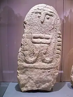 Estatua-menhir de Quinson (grupo provenzal)