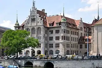 Stadthaus Zürich (1898-1901), obra de Gustav Gull