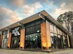 Sucursal de la marca deportiva Kyrios ubicada en Asunción, capital de Paraguay.