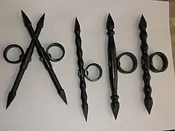 Varios tipos de suntetsu.