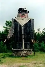 Antiguo molino transformado como Suur Tõll.