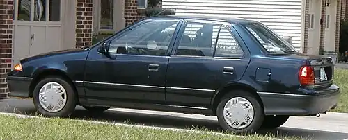Suzuki Swift, sedan de 1996