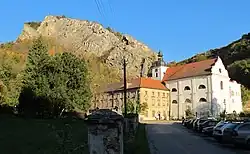 Svatý Jan pod Skalou