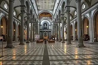 Basílica de San Lorenzo de Florencia, reforma iniciada en 1419, Filippo Brunelleschi.