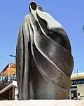Escultura de la granjera de Ayia Napa
