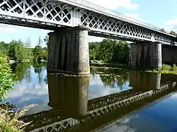 Puente ferroviario en Saint-Loup-sur-Thouet