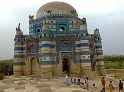 Vista de los mosaicos que decoran el mausoleo