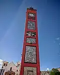 Torre del reloj en la Plaza de Armas de Huancané