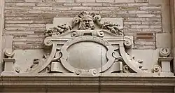 Hôtel d'Assézat: Decoración manierista similar a los estucos de Fontainebleau.